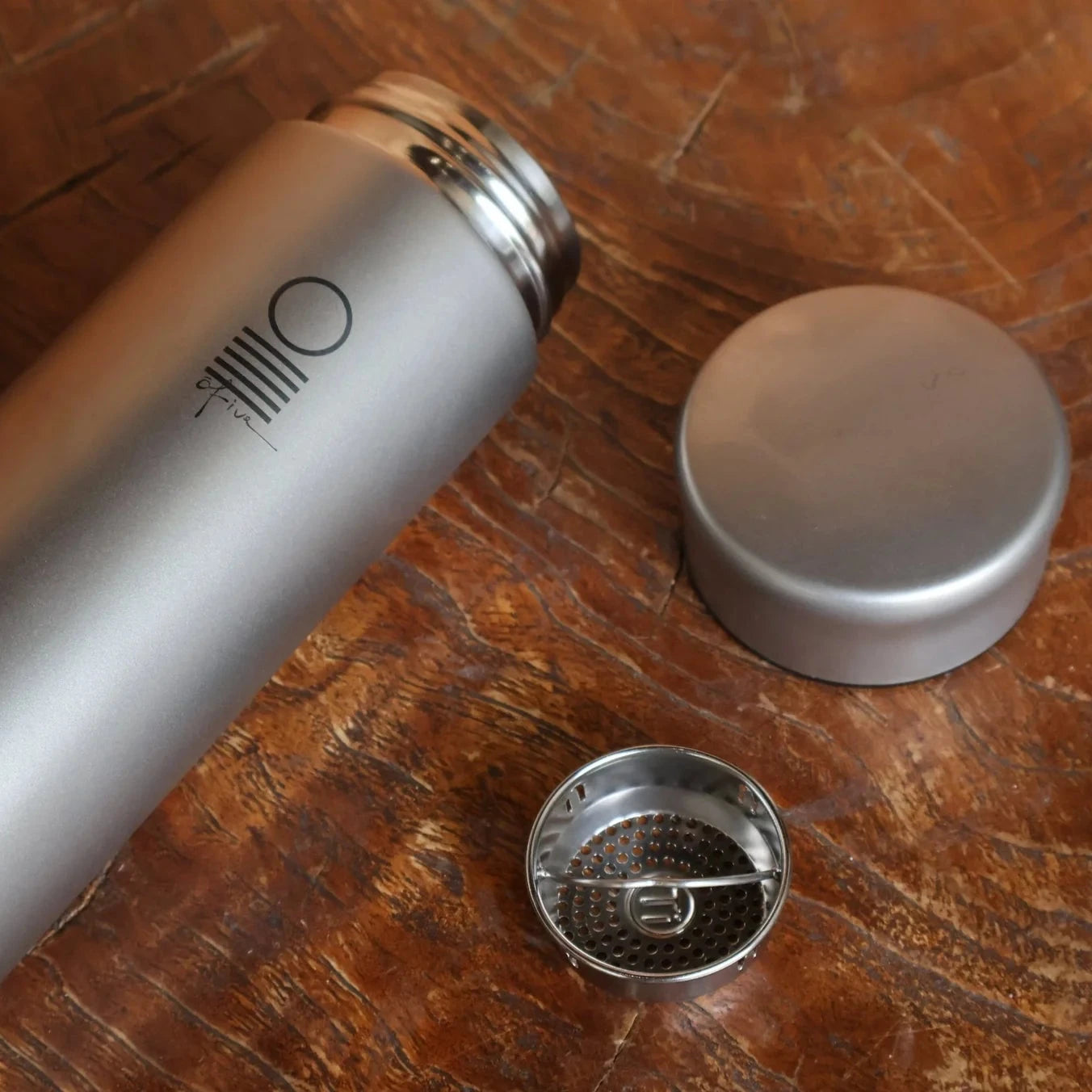 
                  
                    O5 | TITANIUM INSULATED BOTTLE [450ml]
                  
                